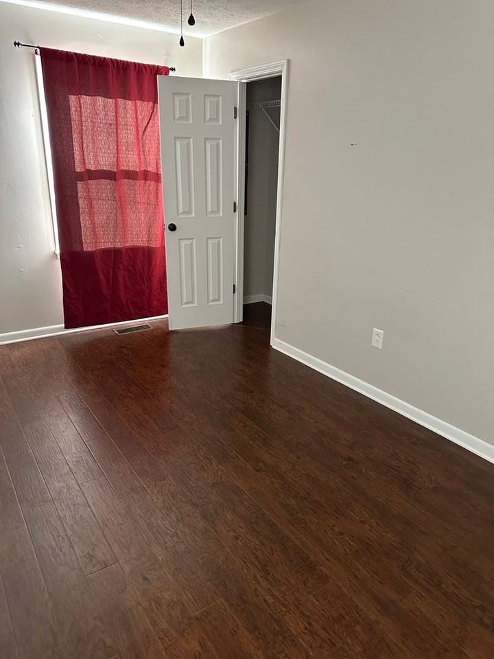 8796 Rich Valley Rd - Photo 3 of 19