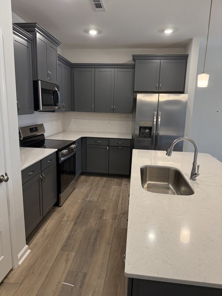 239 Chesapeake Commons St #239 - Photo 7 of 25