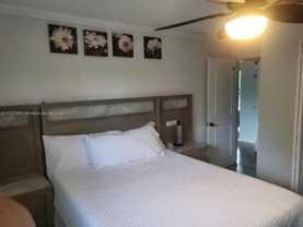 1201 Queen Room BAYVIEW DRIVE - Photo 1 of 1