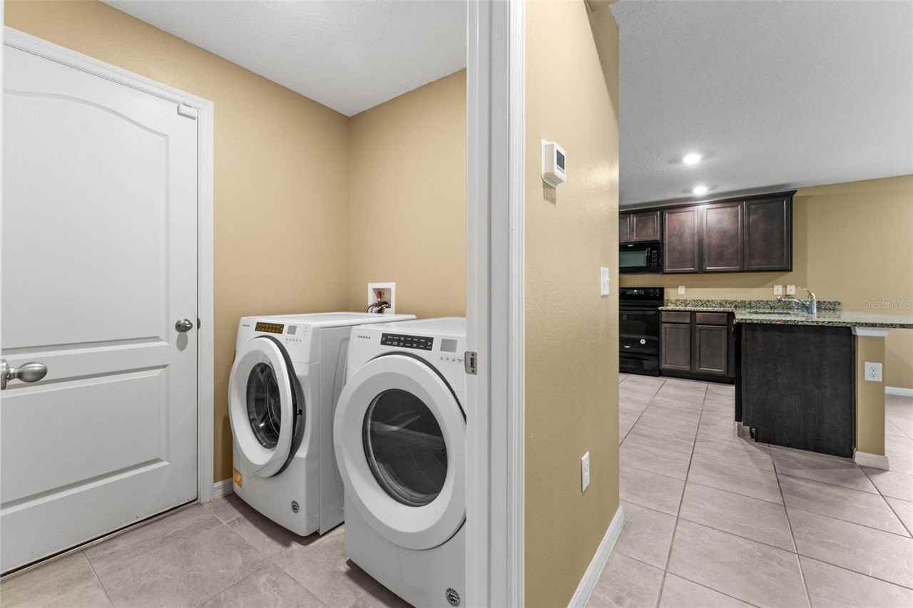 Van Allen Cir - Photo 5 of 11