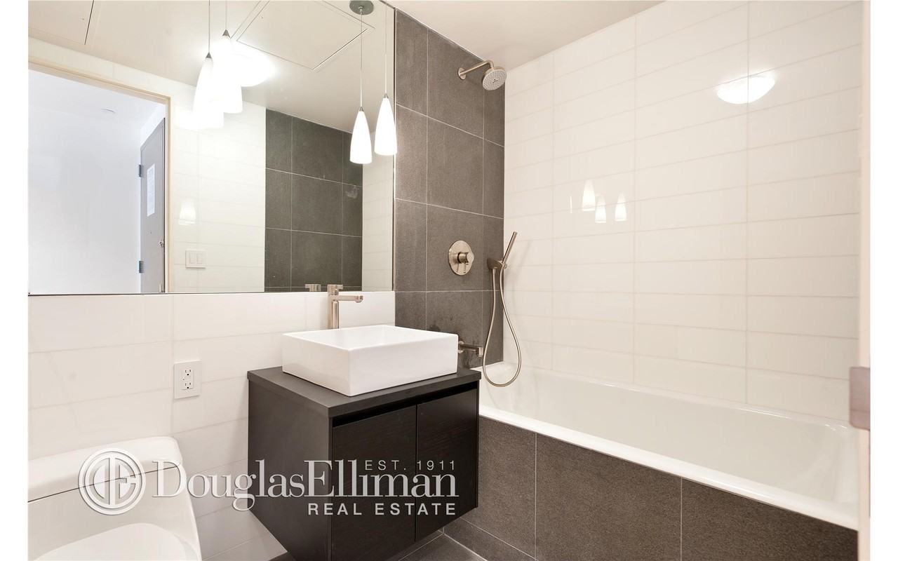 77 Reade St #4D - Photo 3 of 5