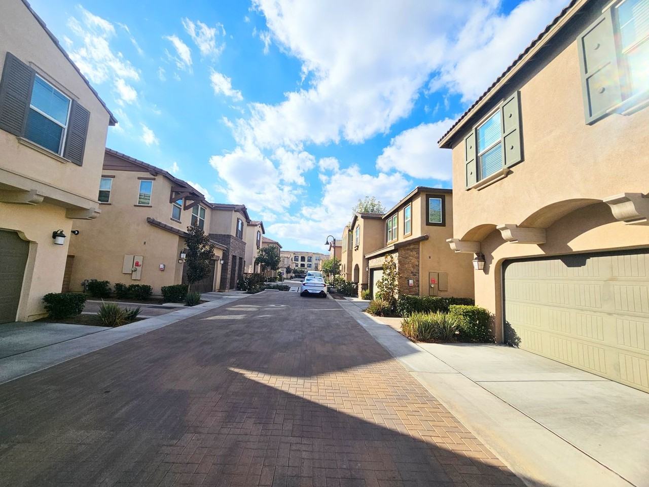 30482 Village Terrace Dr - Photo 2 of 26