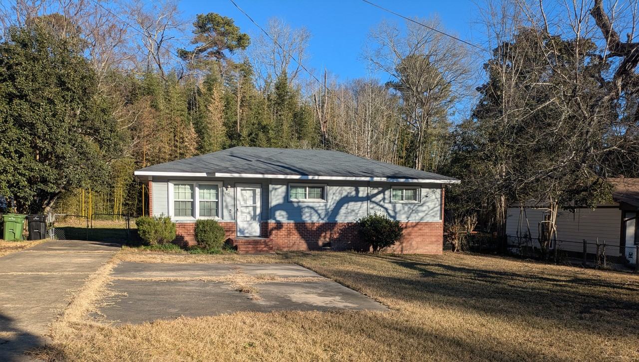 914 Lake Rushin Dr - Photo 2 of 23