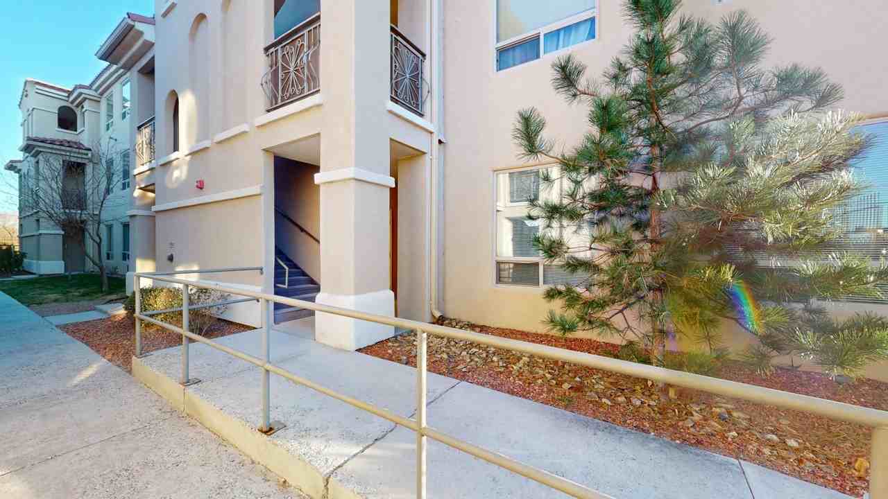 4801 Gibson Blvd Se - Photo 5 of 50