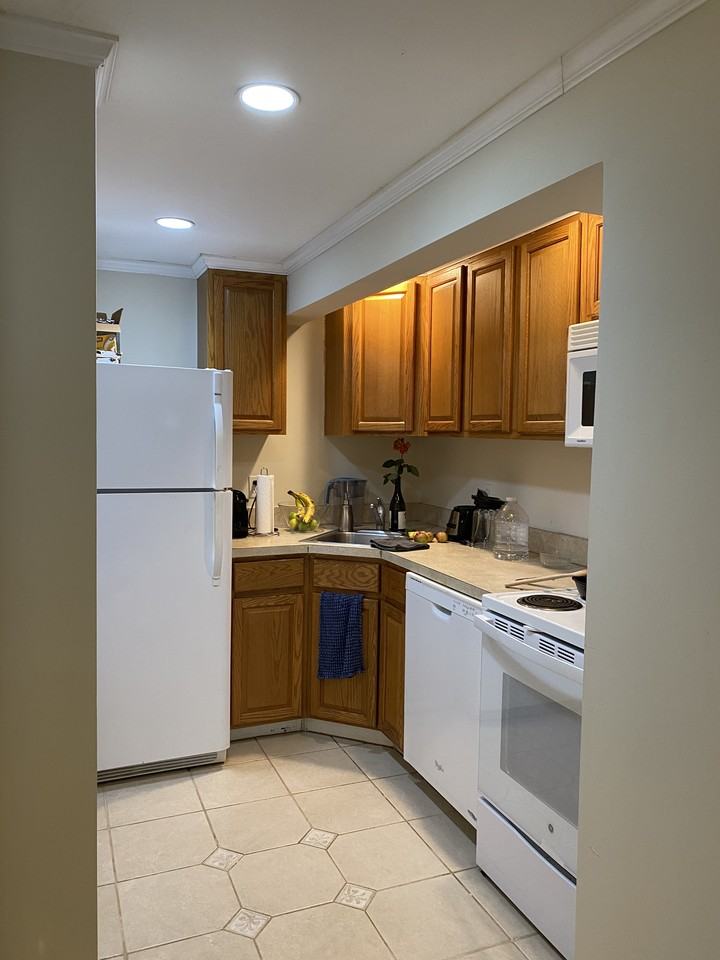 8619 Falls Rd #NA - Photo 6 of 20