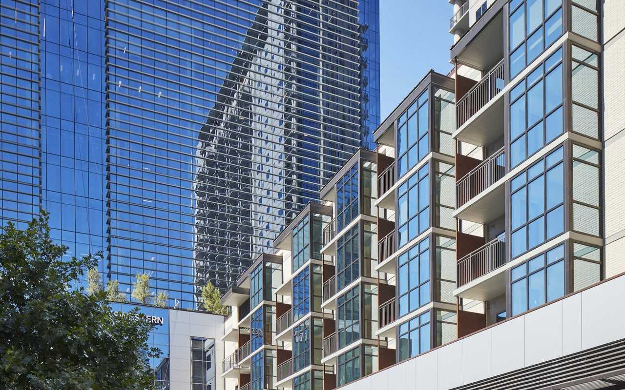 2322 N Akard St #B8-78