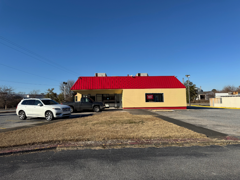 300 East Blvd #1 - Photo 2 of 20