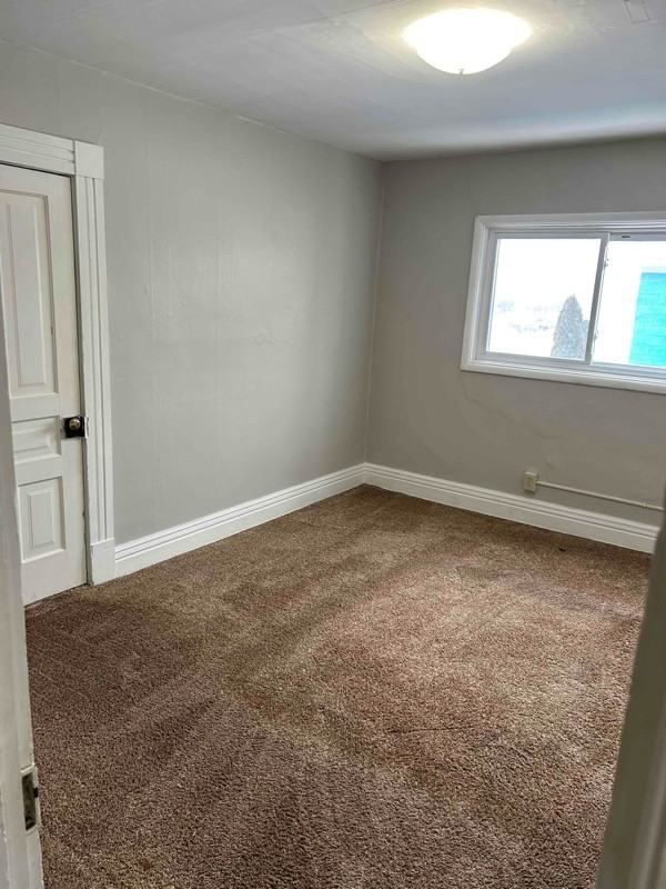 309 S Shelby St - Photo 2 of 10