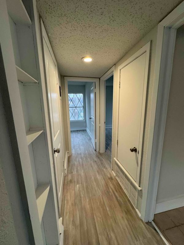 106 Galaxy Dr - Photo 5 of 20