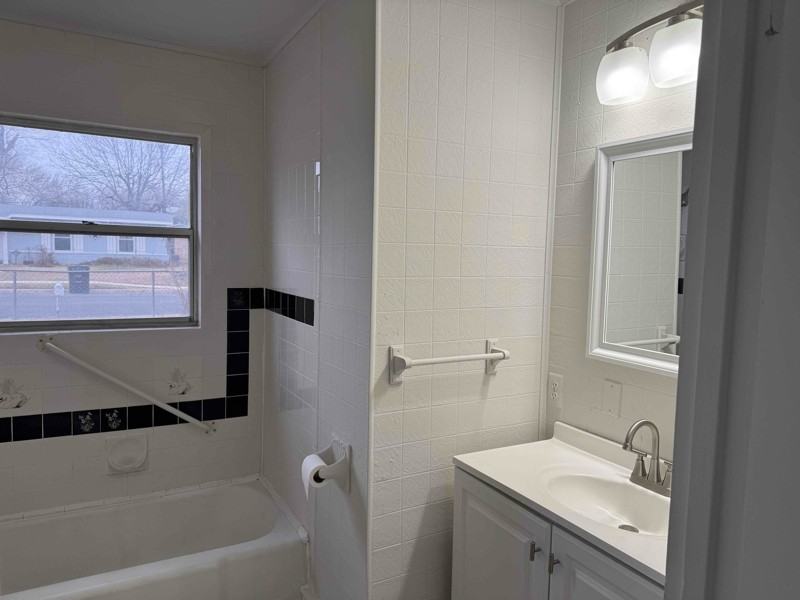 106 Galaxy Dr - Photo 6 of 20