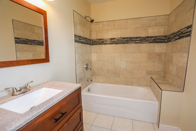 6104 Belrun Ct - Photo 6 of 9