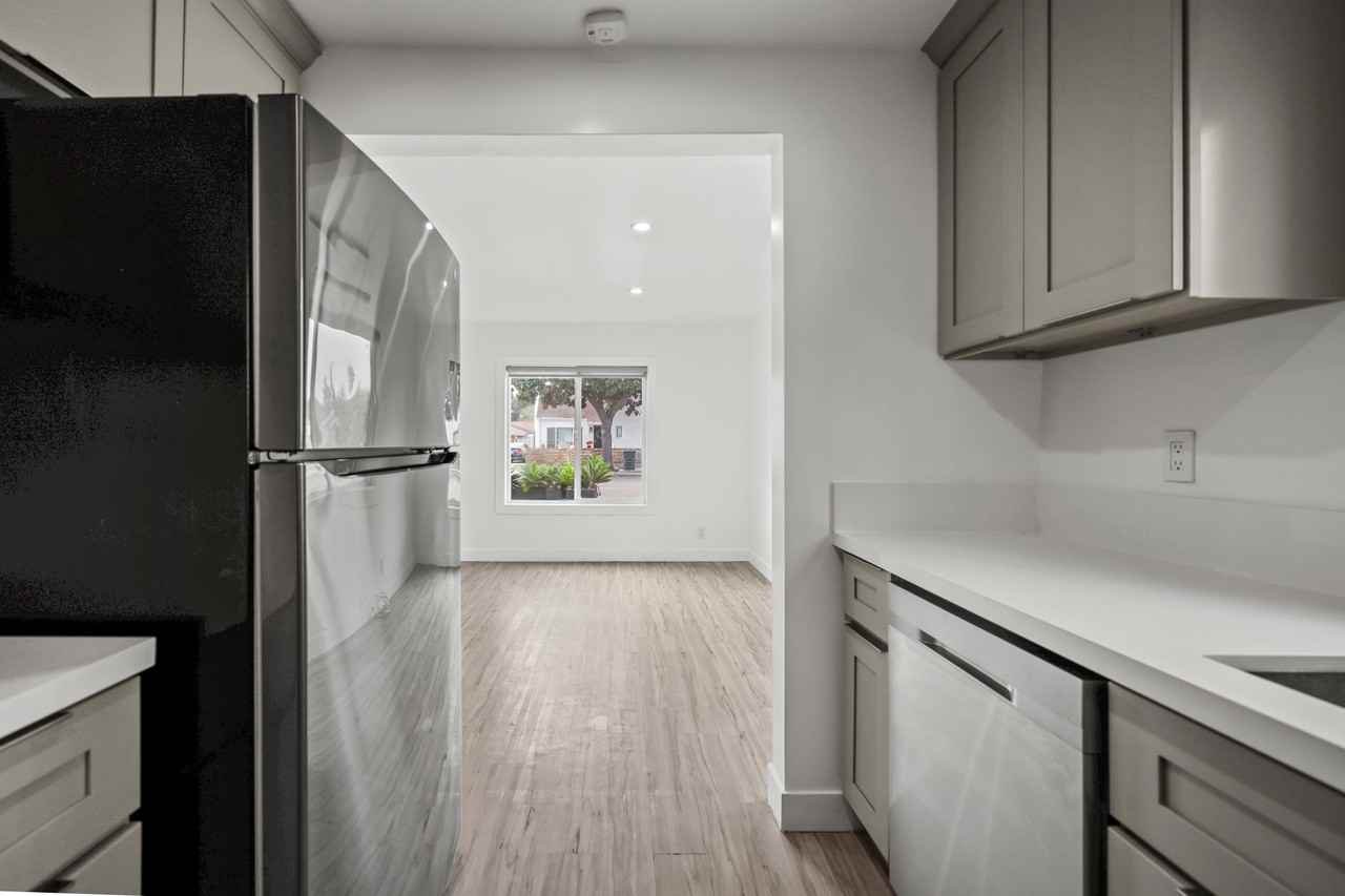 1101 North Flower Street #4 - Photo 2 of 28