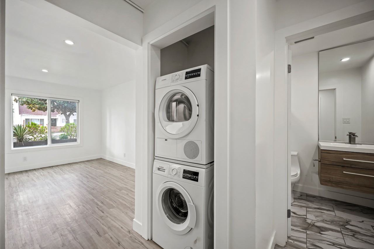 1101 North Flower Street #4 - Photo 6 of 28