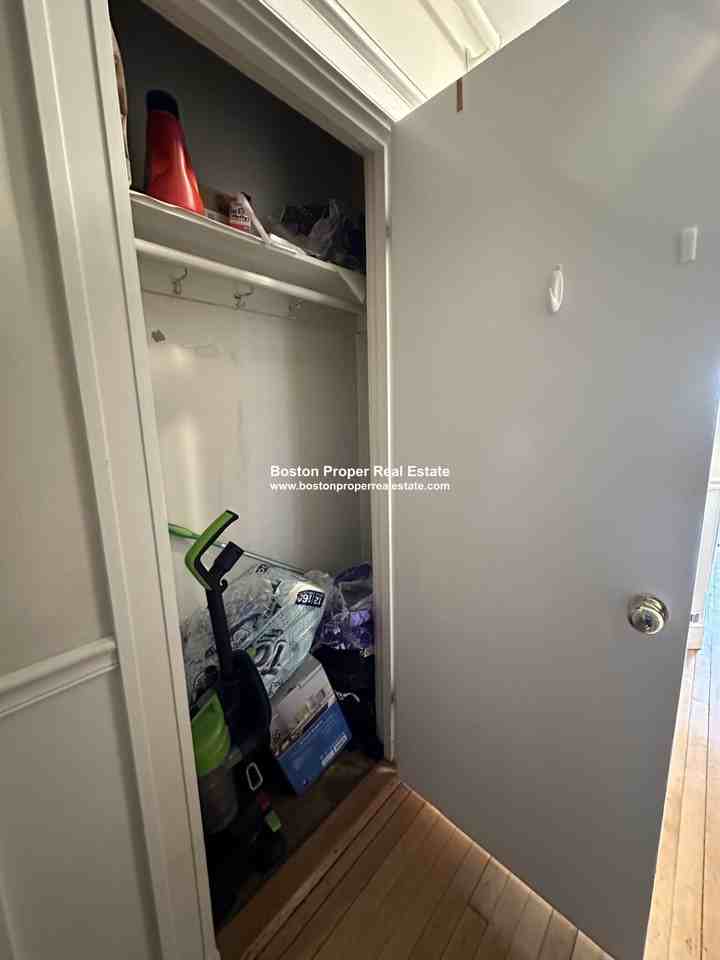 16 Westland Ave #208 - Photo 5 of 20