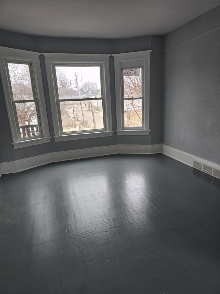 2115 N 41st St #1 - Photo 6 of 8