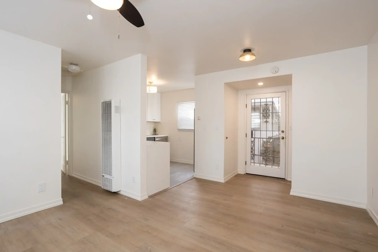 2328 Wightman St #NA - Photo 4 of 26