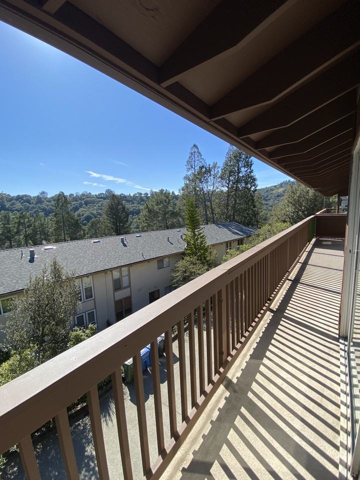 1996 Ascot Dr #C - Photo 3 of 17