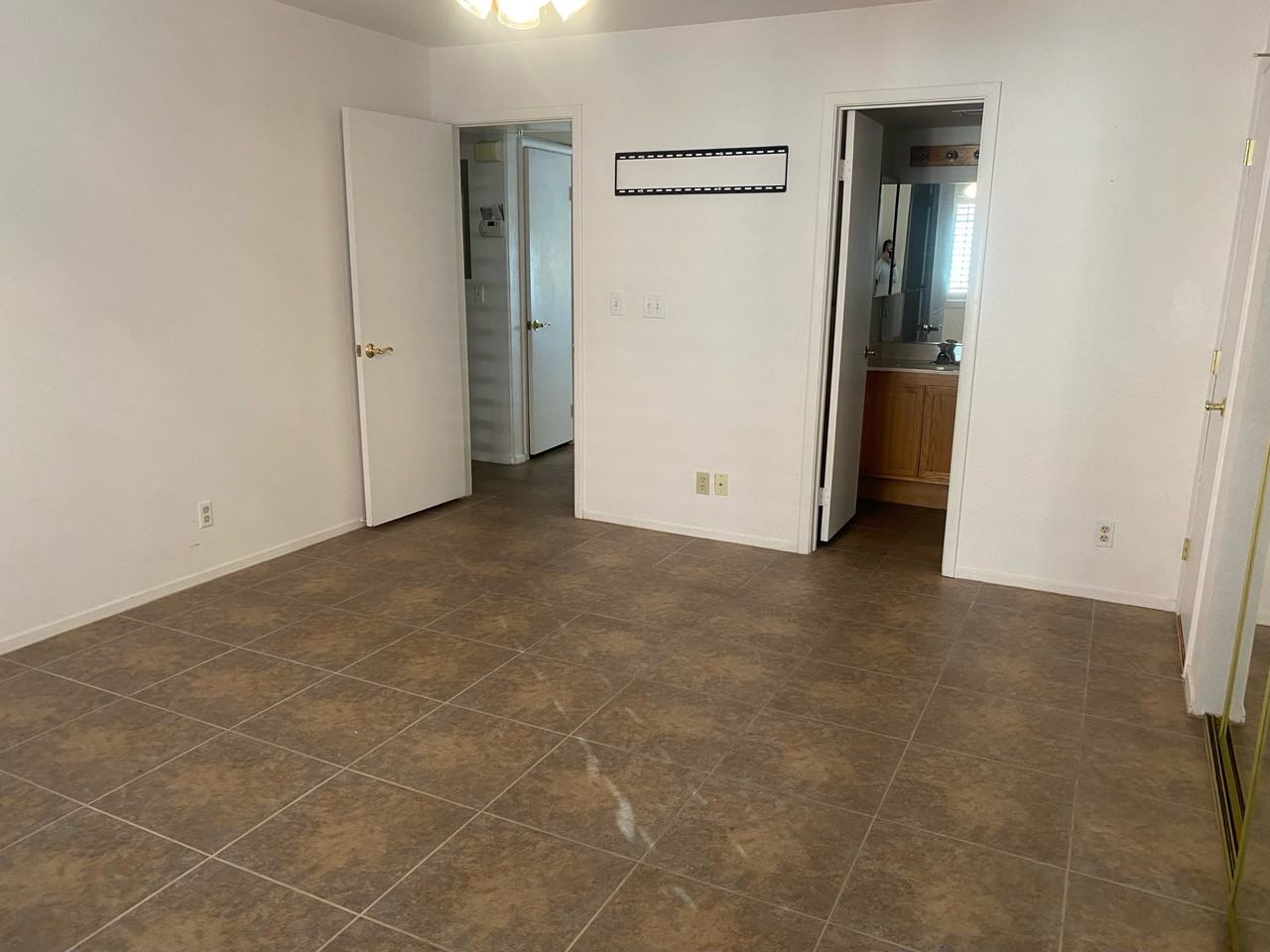 890 Mesquite Springs Dr #101 - Photo 2 of 19