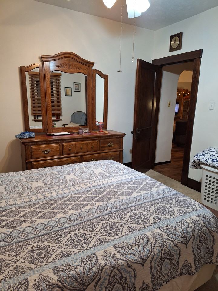 411 Zane St #NA - Photo 2 of 12