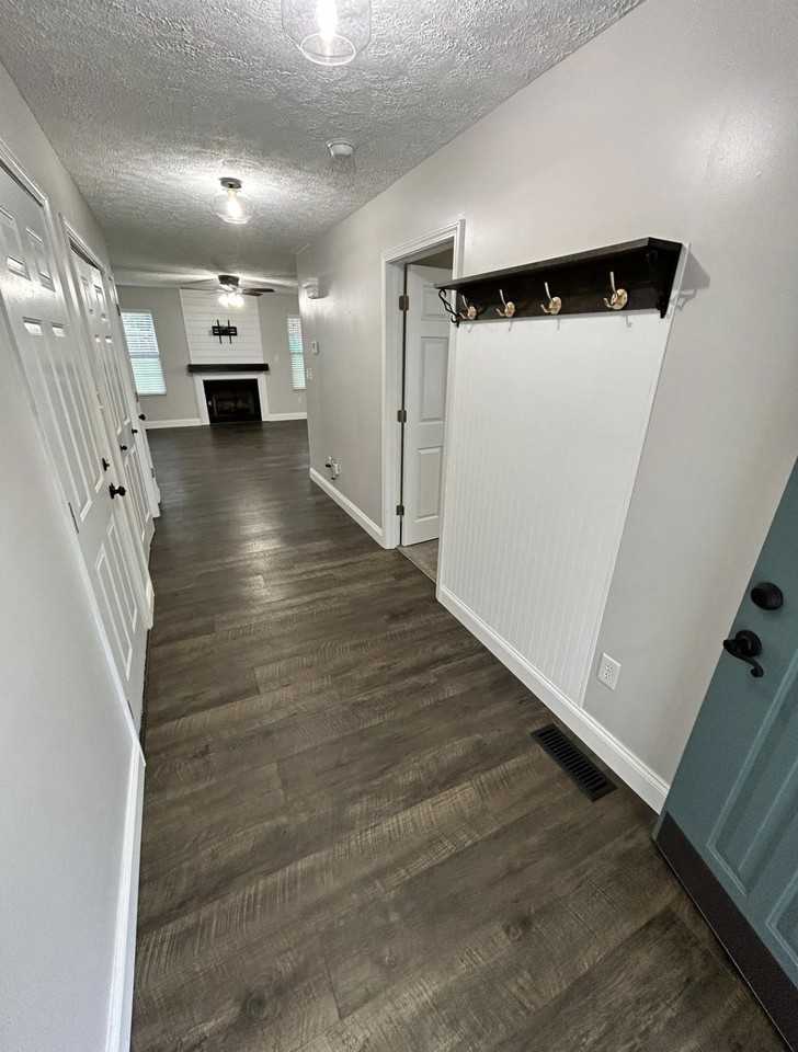 414 Clearbrook Dr #NA - Photo 2 of 13