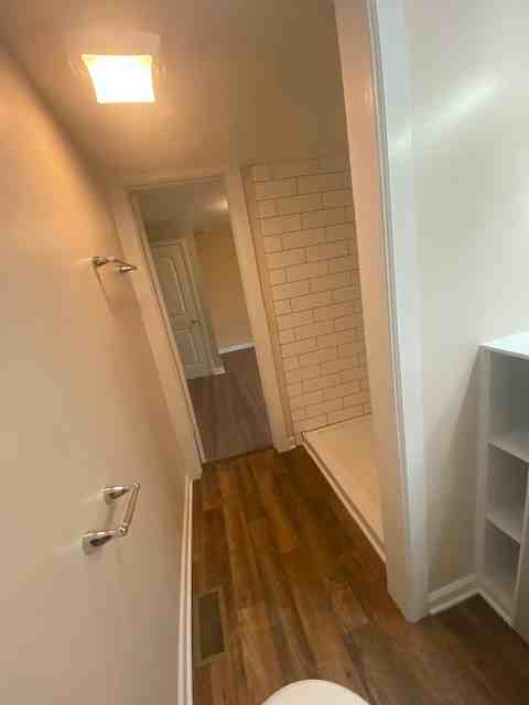 208 Grover St Sw #NA - Photo 4 of 10