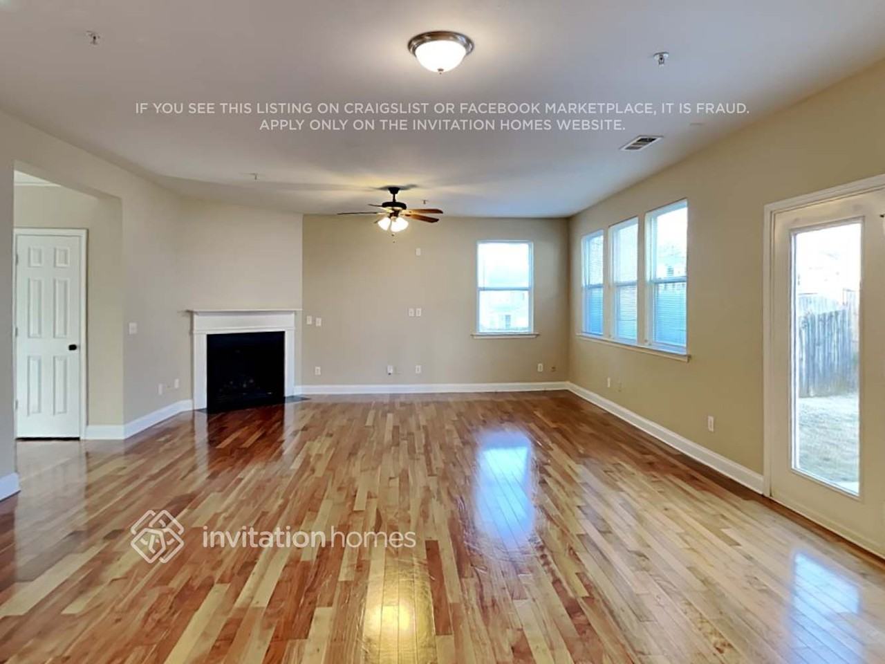 380 Roseglen Dr - Photo 5 of 22