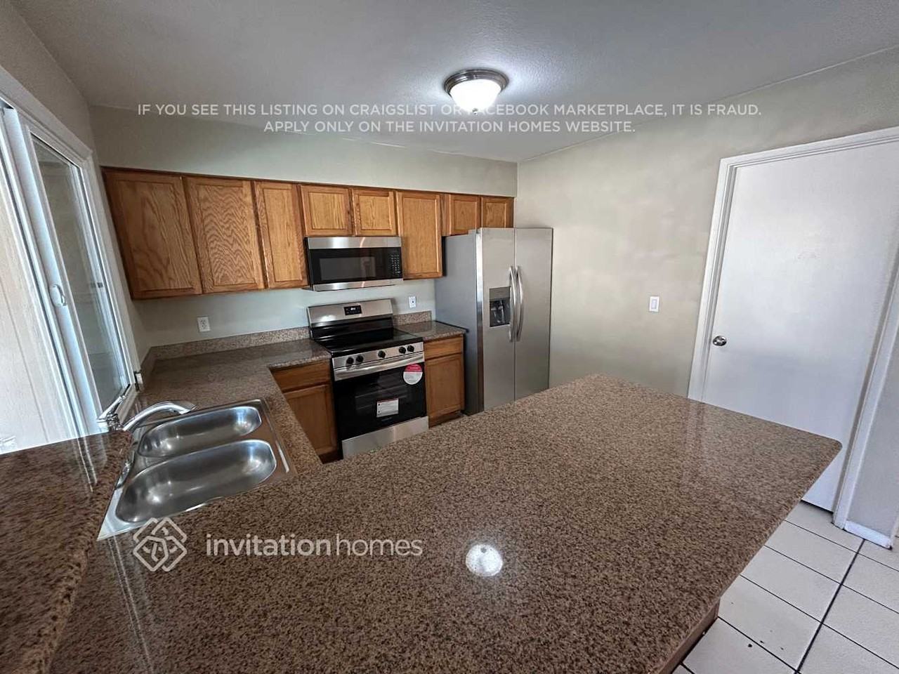 6410 W Carol Ave - Photo 3 of 15