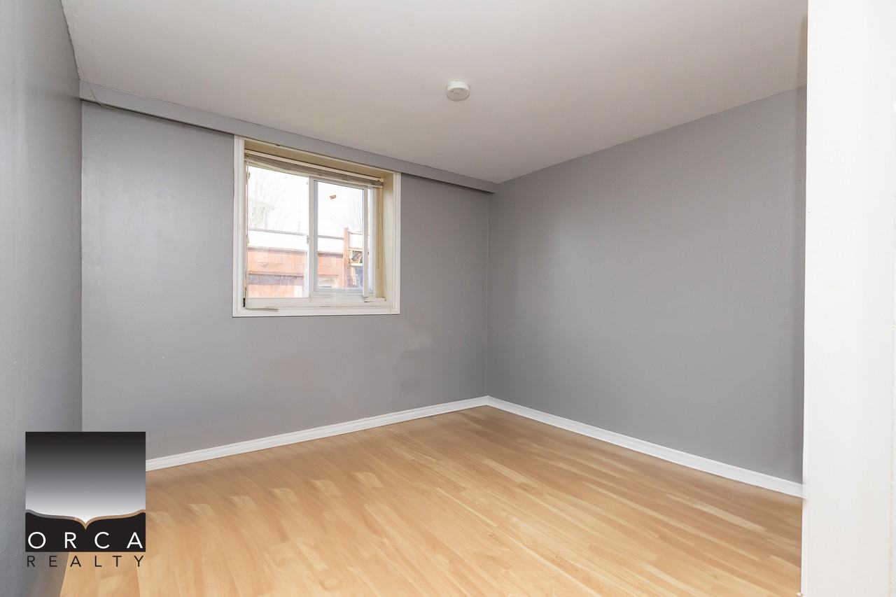 411 57th Ave E - Photo 2 of 13