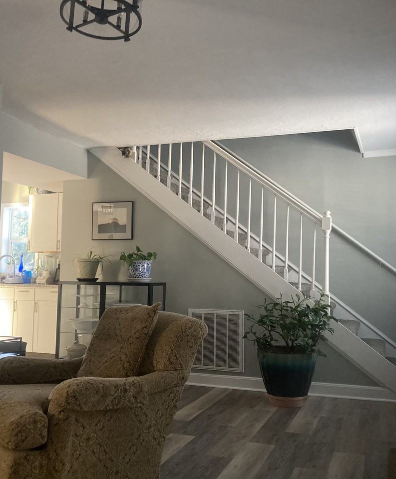 37 Jefferson Street - Photo 2 of 8