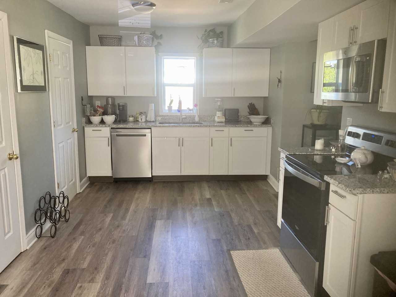 37 Jefferson Street - Photo 3 of 8