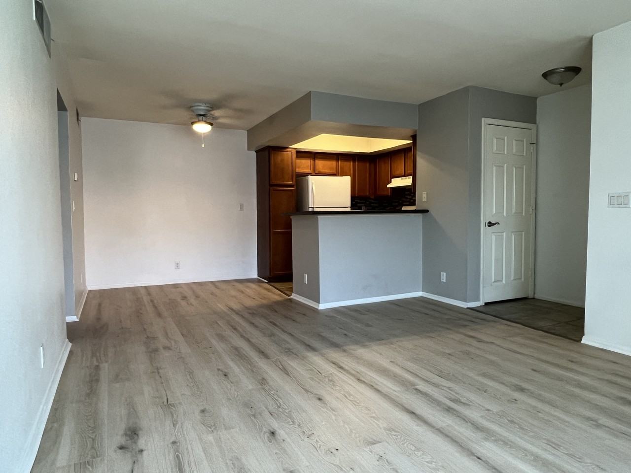 1455 East Katie Avenue #C28 - Photo 4 of 29