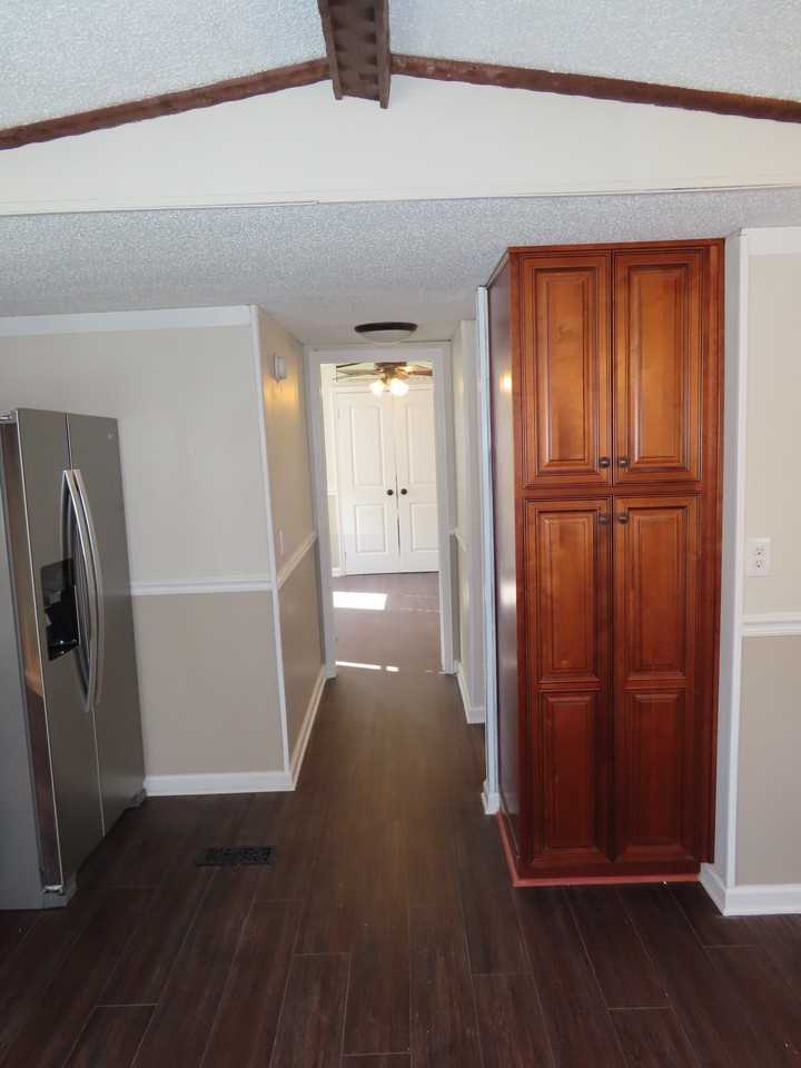 247 Indiana Avenue #247 - Photo 4 of 31