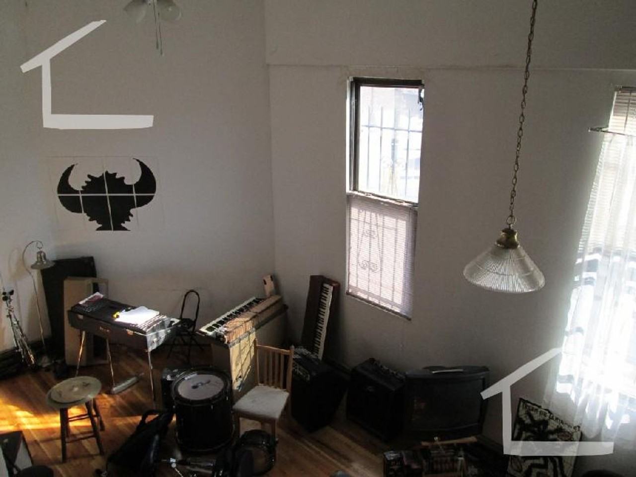 167 Northampton St - Photo 5 of 15