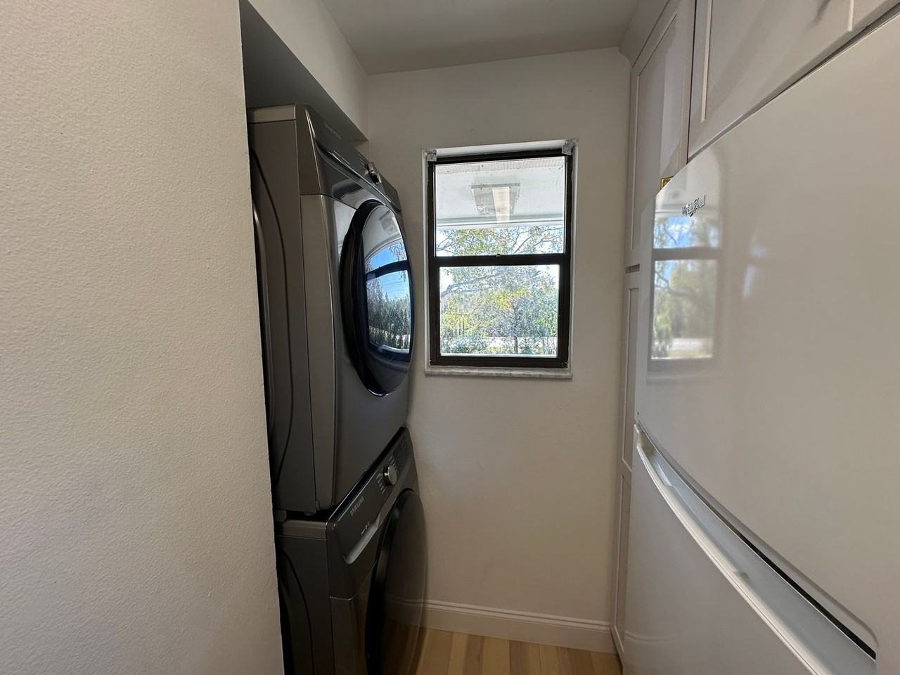 650 W Pope Rd - Photo 5 of 14