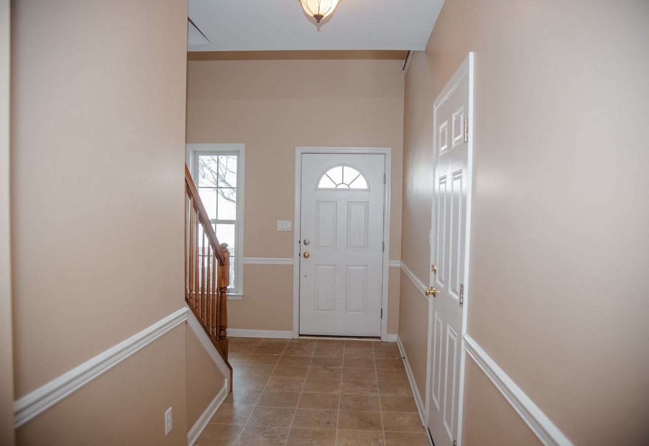 465 Sunday Dr - Photo 3 of 18