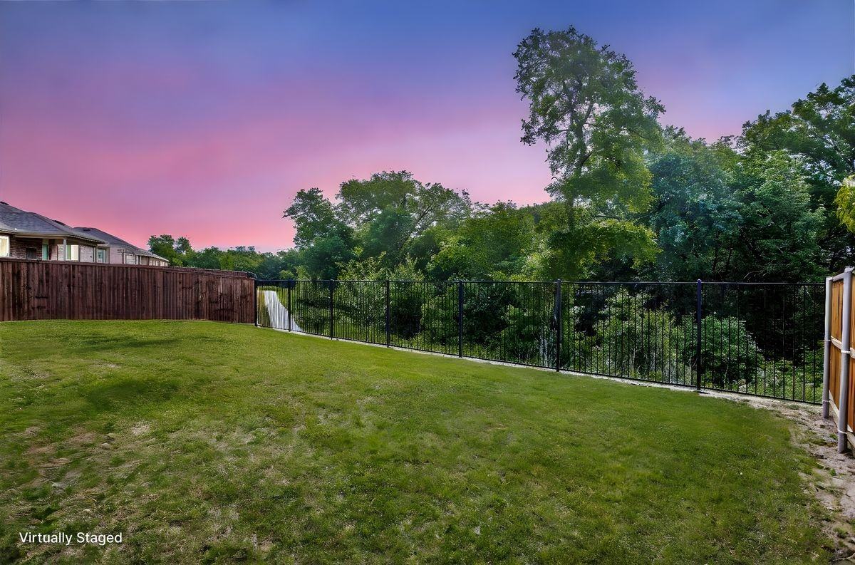 2914 Whispering Pine Blvd - Photo 2 of 25