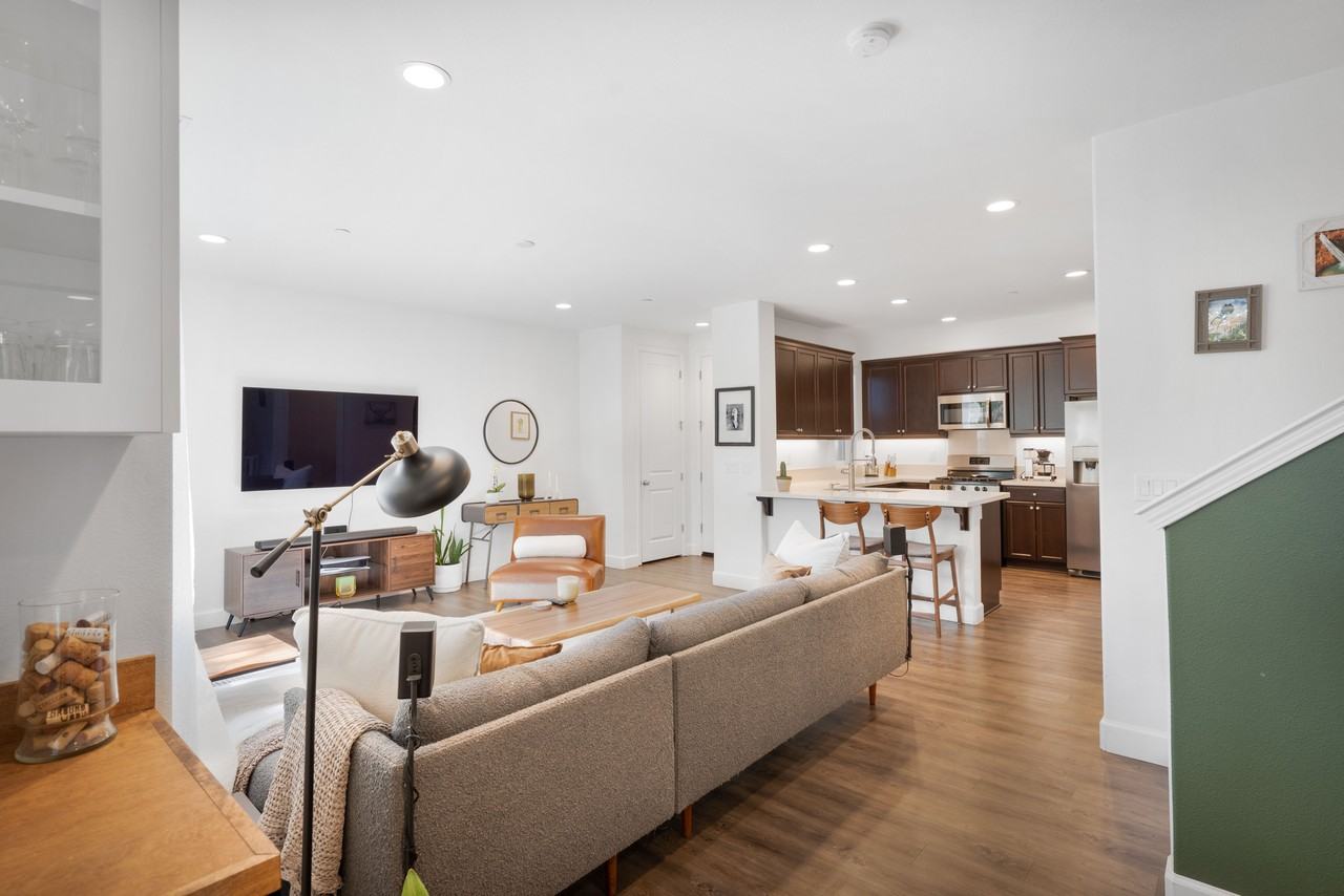 545 Sertoma Way #33 - Photo 2 of 14