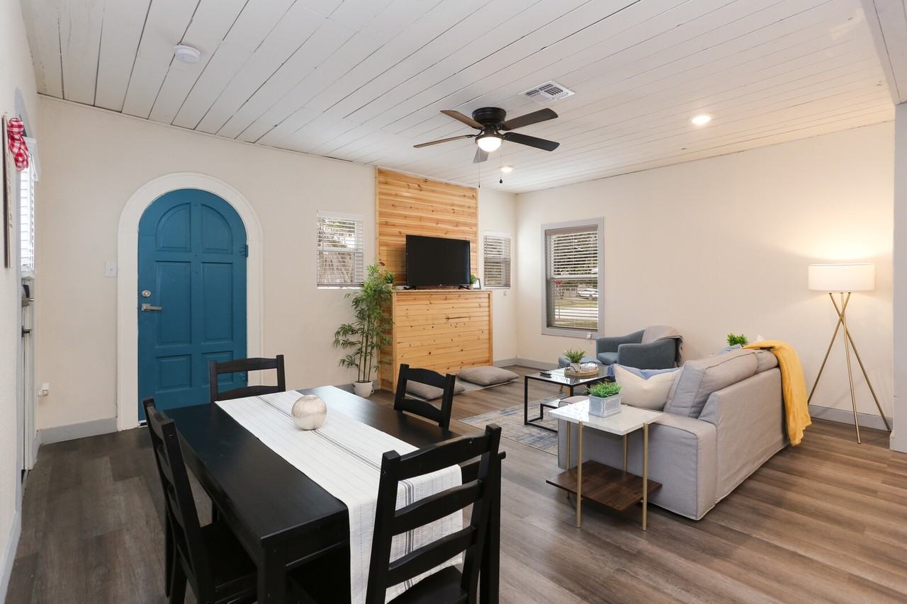 1007 Avant Ave #NA - Photo 7 of 24