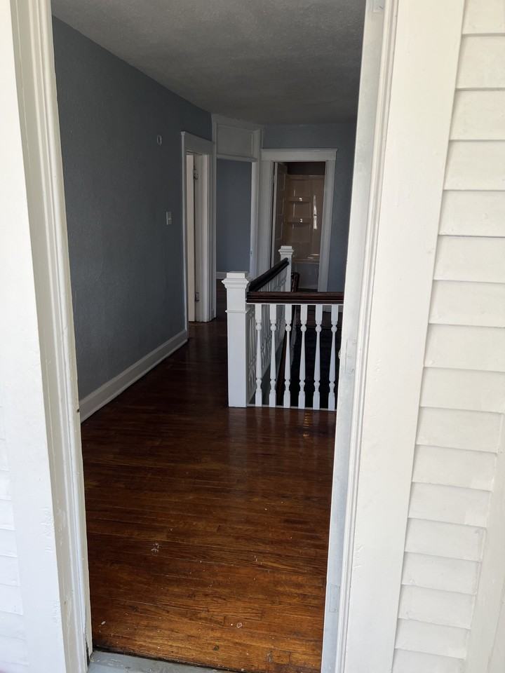 909 S State Ave #NA - Photo 2 of 23