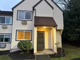 223 High St #A - Photo 1 of 1