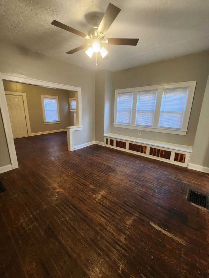 2248 N Harding St - Photo 6 of 9