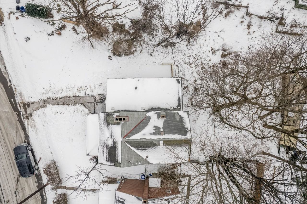 206 Bodkin St - Photo 5 of 36