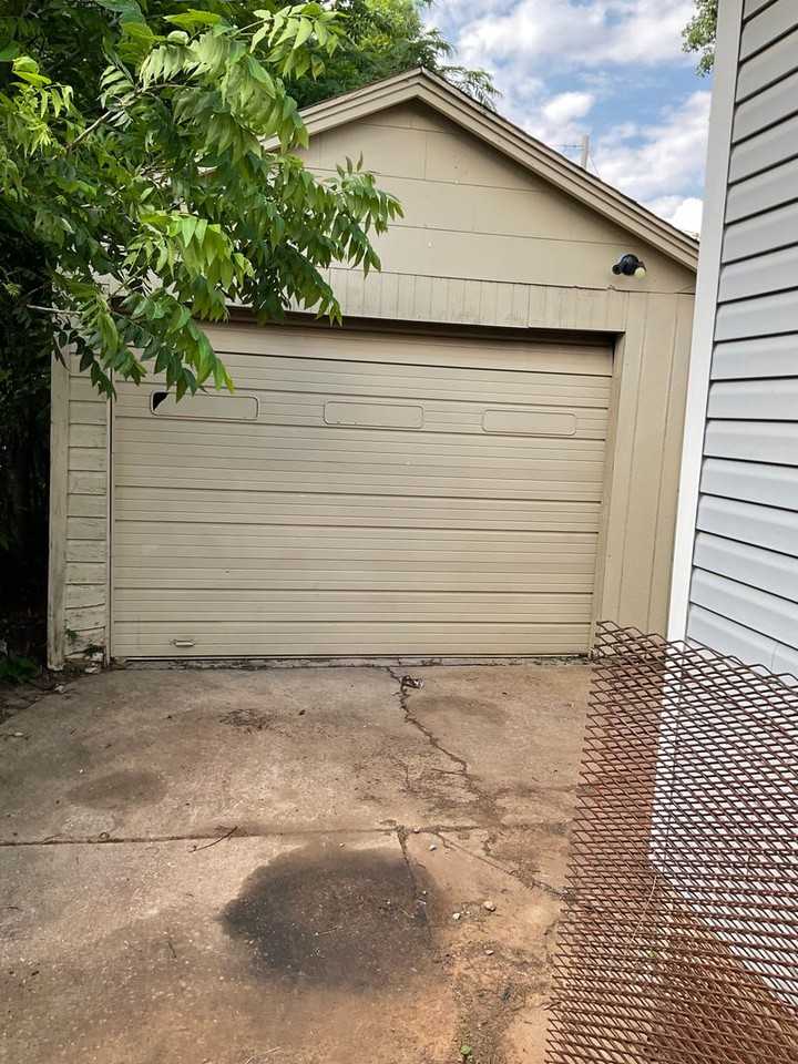 3313 Se 19th St - Photo 6 of 8