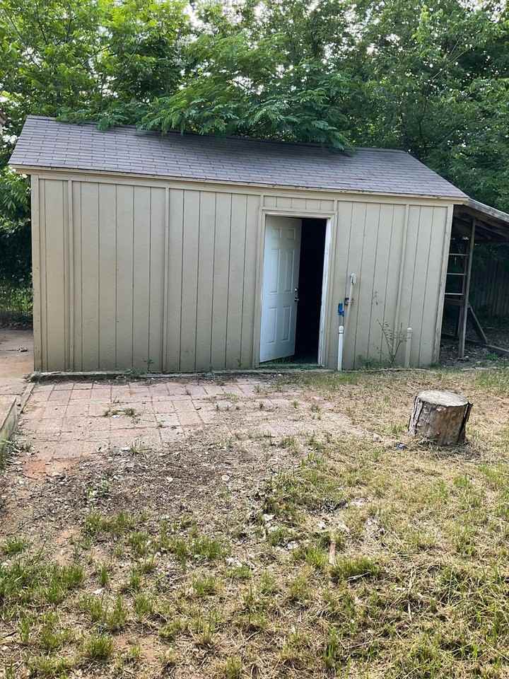 3313 Se 19th St - Photo 7 of 8