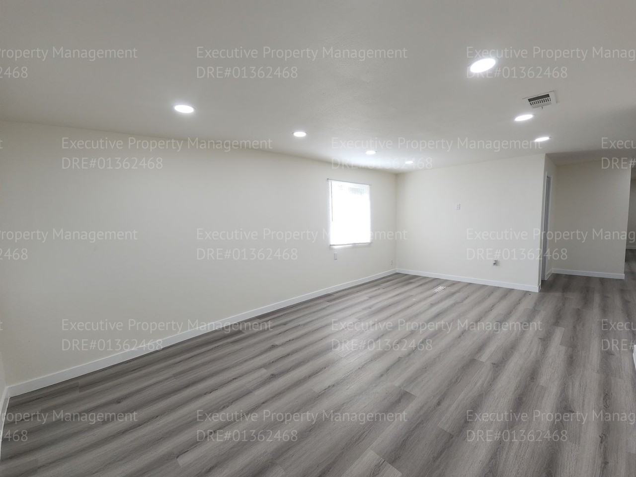 3501 Oliver St - Photo 3 of 50