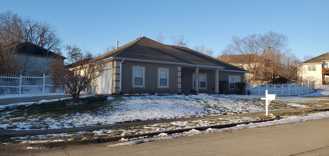 4200 Beach Pointe Dr - Photo 1 of 1