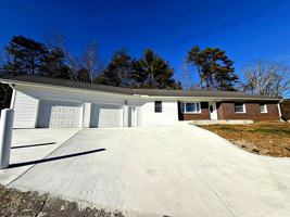 featured image of 315 E Millers Cove Rd