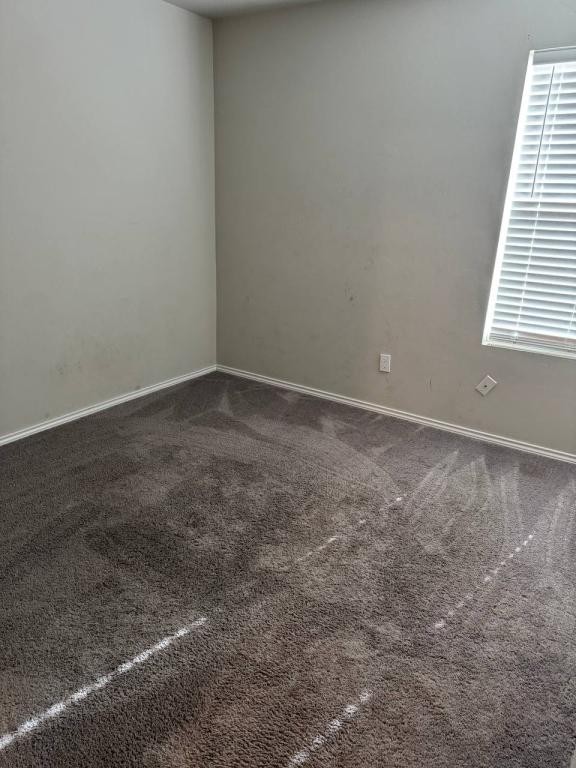 4714 Churchill - Photo 2 of 5