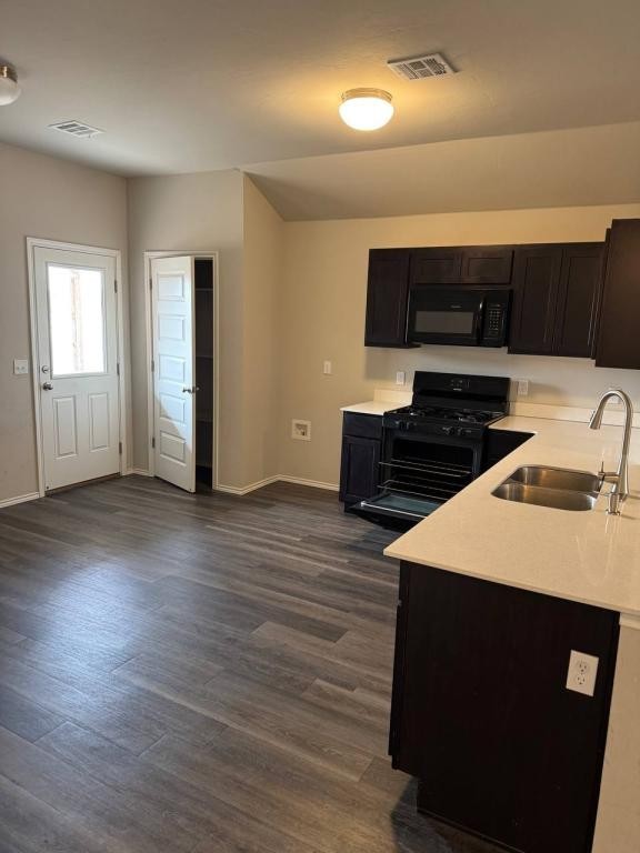 4714 Churchill - Photo 4 of 5
