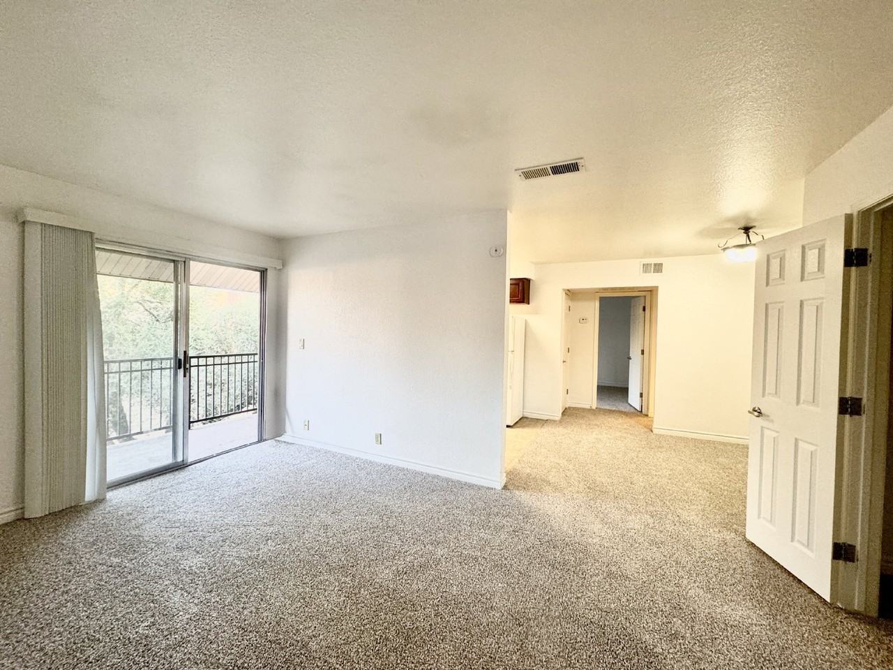 5000 Indian River Dr #484 - Photo 3 of 30